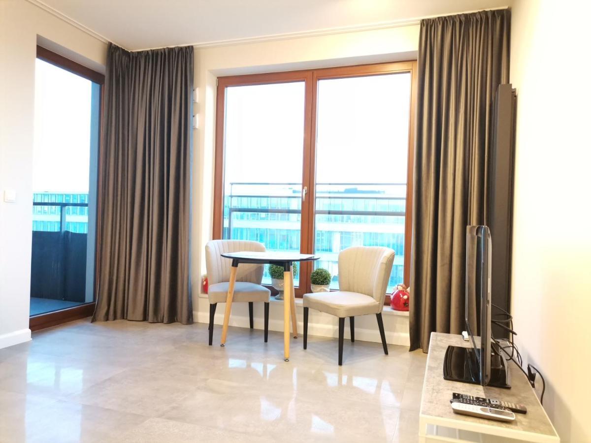 Apartamento Luxusowy Apartament Klimczaka Varsovia Exterior foto